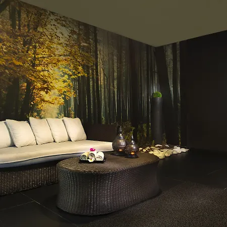 Szálloda Melia & 5*