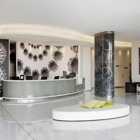 Melia & Hotel 5*