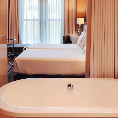 Melia & 5* Braga