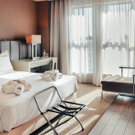 Melia & Hotell