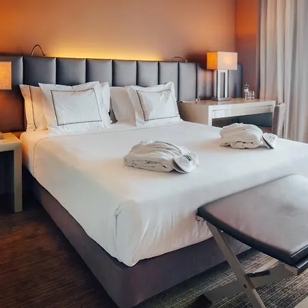 Melia & 5* Braga