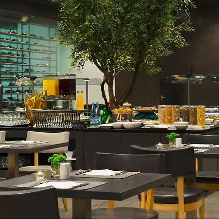 Szálloda Melia & 5*